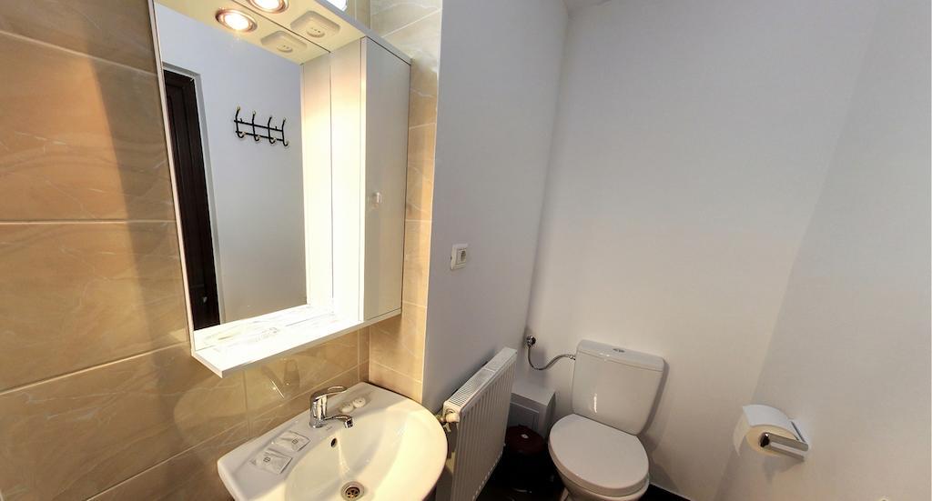La Storia Guest House Piteşti Habitación foto